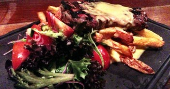The-Byrneleigh-Hotel-Steak-Night