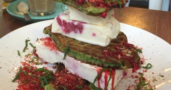 sprolo-pandan-waffles